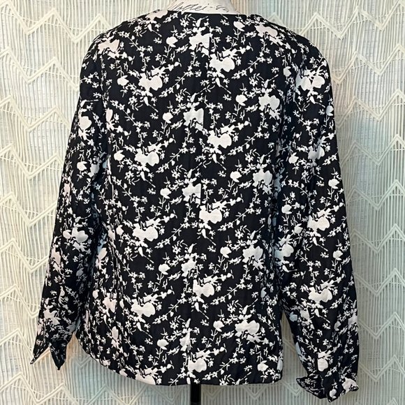 Coldwater Creek Sz 18 Black Ivory Button Down Suit Classic Business Jacket - Picture 4 of 11